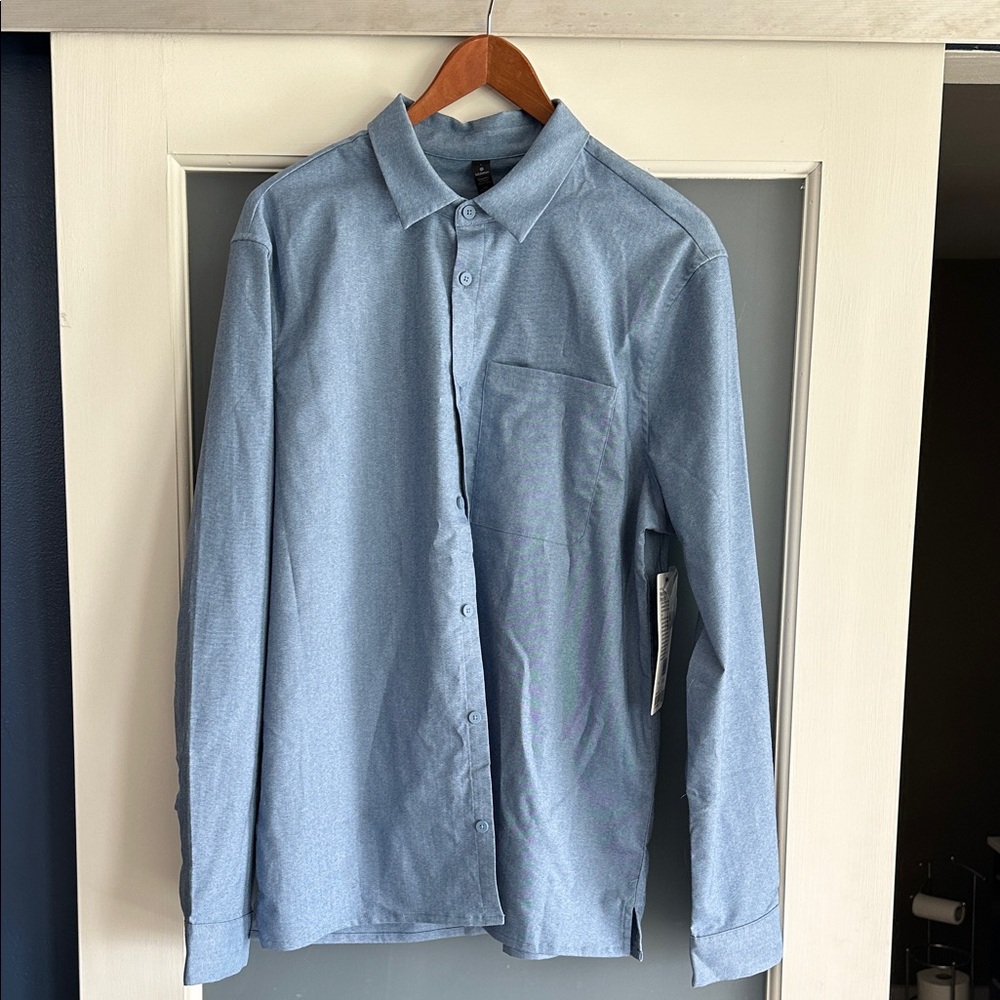 lululemon athletica Light Blue Casual Button-Down Shirt